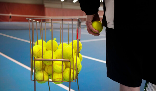 Tennis coatch